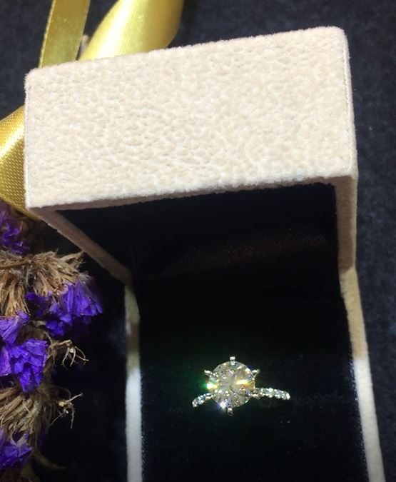 Diamond Sparkles!