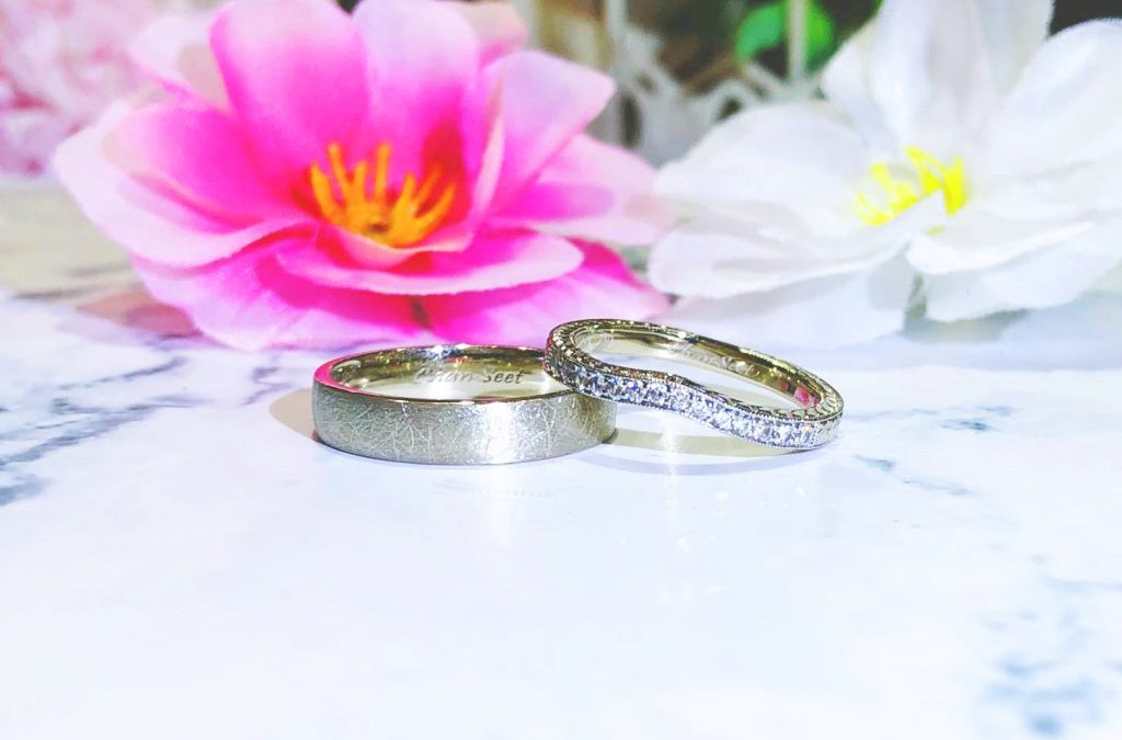 Crafted with Love: Exquisite Tailor-Made Wedding Bands in 18k Champagne Gold