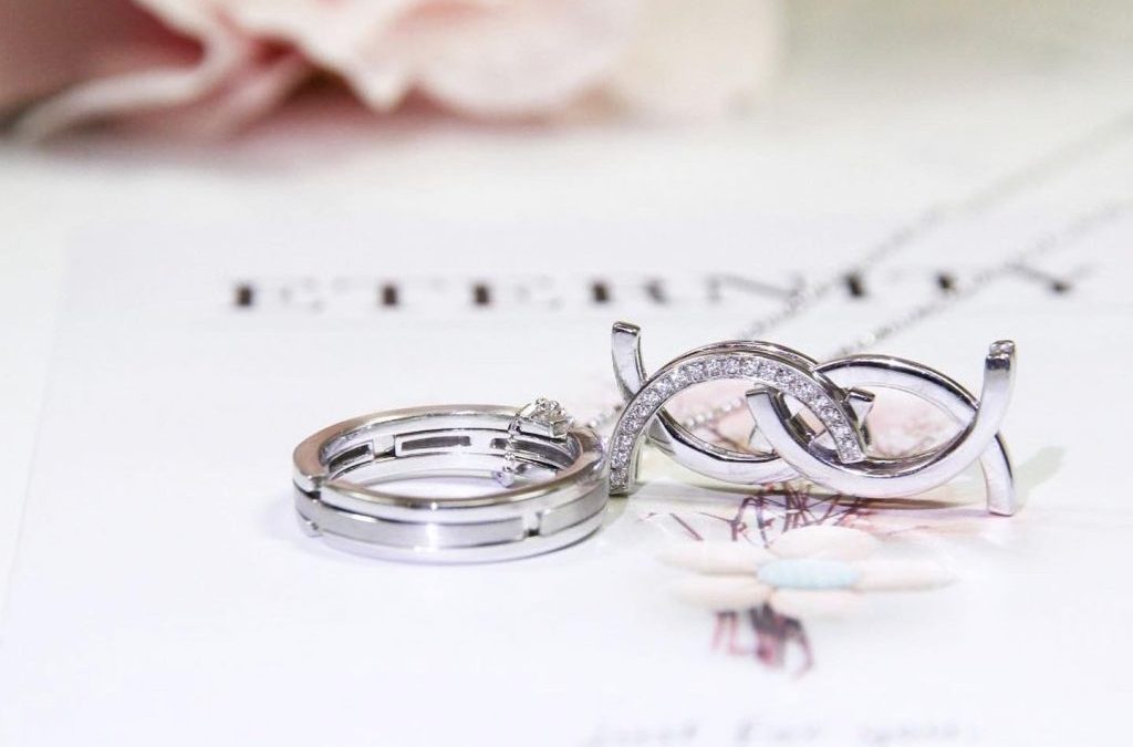 Personalised Wedding Bands from eClarity