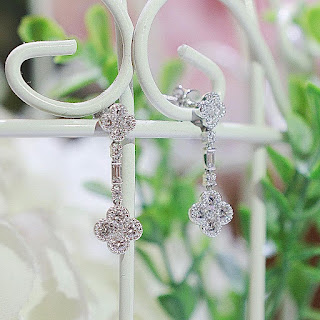eClarity Floral Jewellery Collection