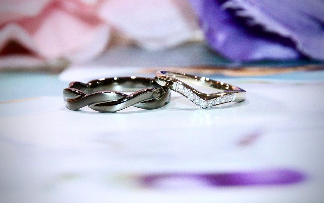 A Perfect Union: Bespoke Wedding Bands in 18K Gold